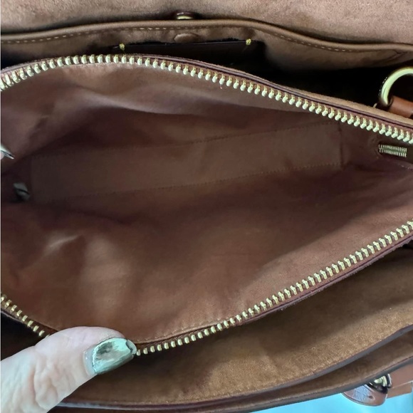 BRAND NEW UPCRAFTED BROOKE CARRYALL 28 IN SIGNATURE CANVAS
 - Picture 7 of 16